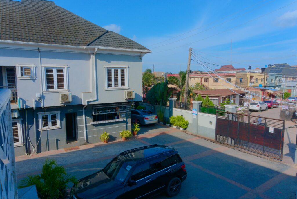 environs 9_compressed_compressedtoupload