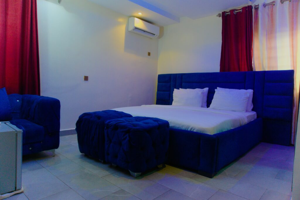 premium 13_compressedtoupload